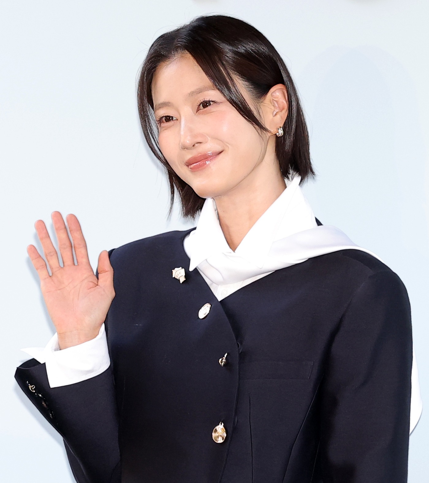 노트북 화면에 열린 챗GPT 대화창을 클로즈업한 모습